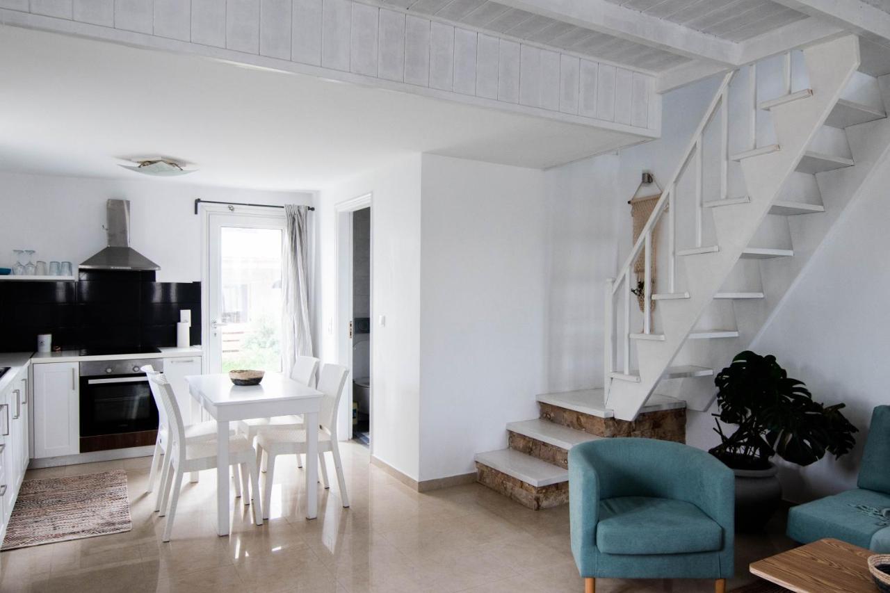 White Wave Villa, 3Min Walk From Beach Kamári Eksteriør billede